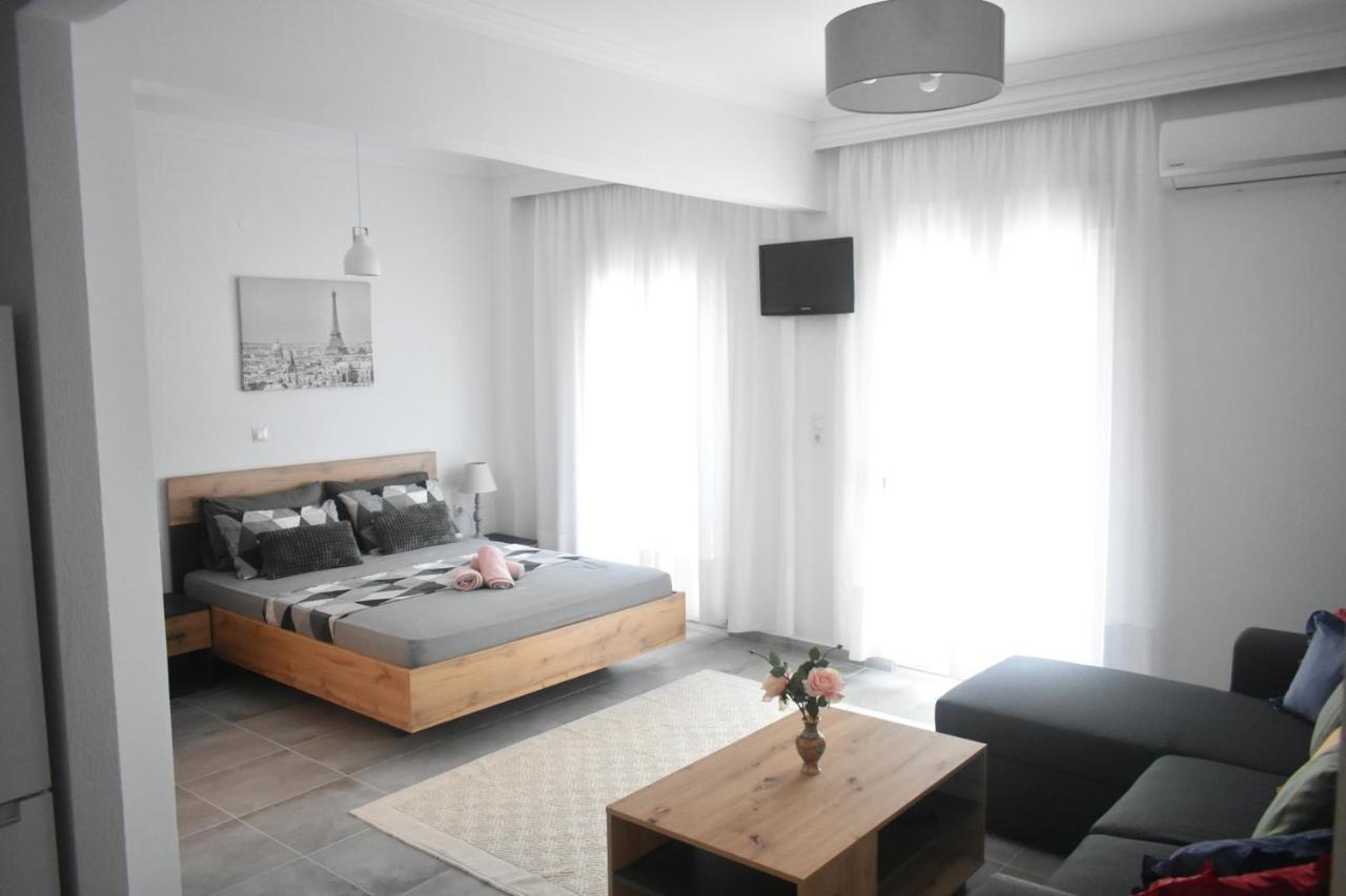 Seaside Apartments Nea Iraklia Exterior foto